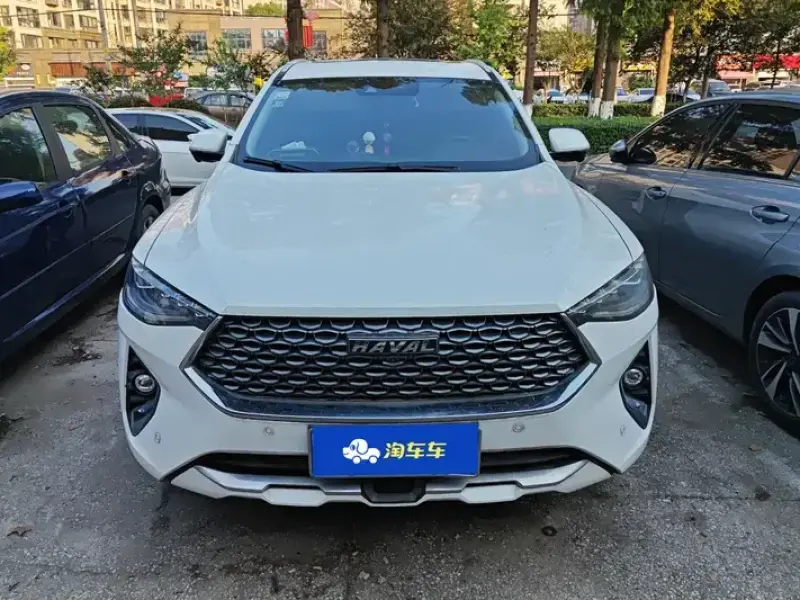 2020 Haval F7 с пробегом 17 000 км