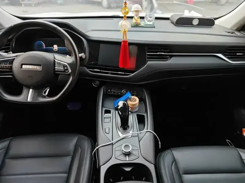 2020 Haval F7 с пробегом 17 000 км
