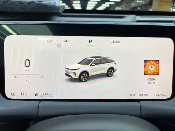 2025 Haval Xiaolong Max с пробегом 15 000 км