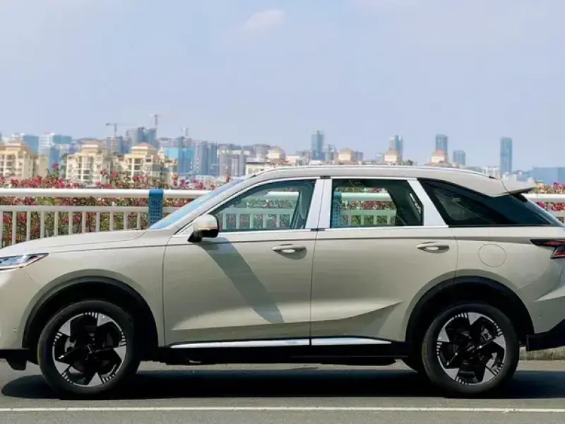 2025 Haval Xiaolong Max с пробегом 100 км