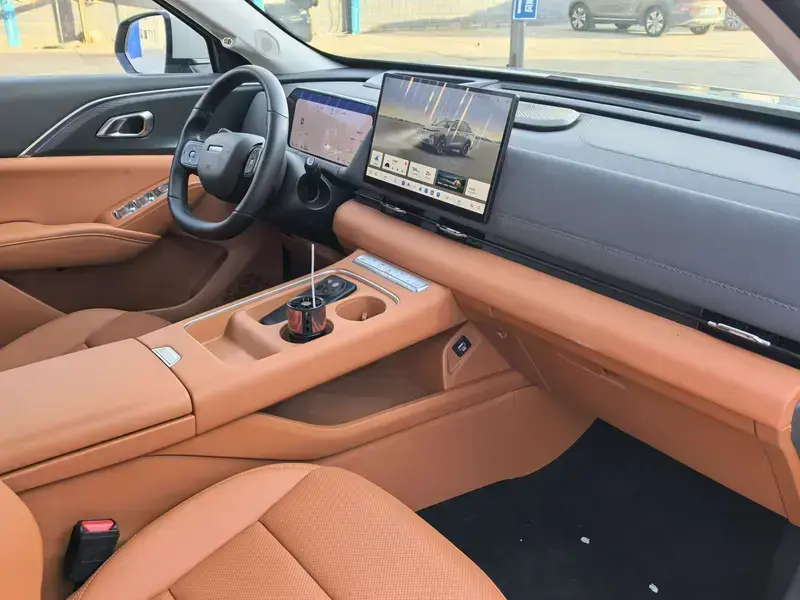 2025 Haval Xiaolong Max с пробегом 7 000 км