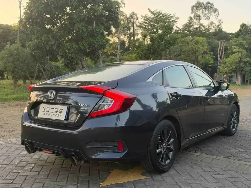 2019 Honda Civic с пробегом 85 000 км