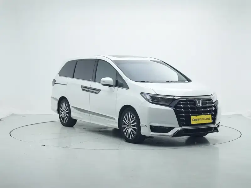 2022 Honda Elysion с пробегом 121 700 км
