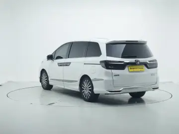 2022 Honda Elysion с пробегом 121 700 км