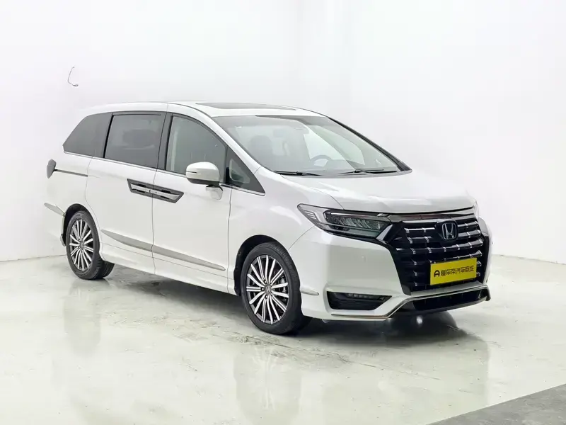 2022 Honda Elysion с пробегом 35 400 км