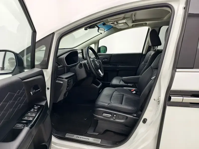 2022 Honda Elysion с пробегом 35 400 км