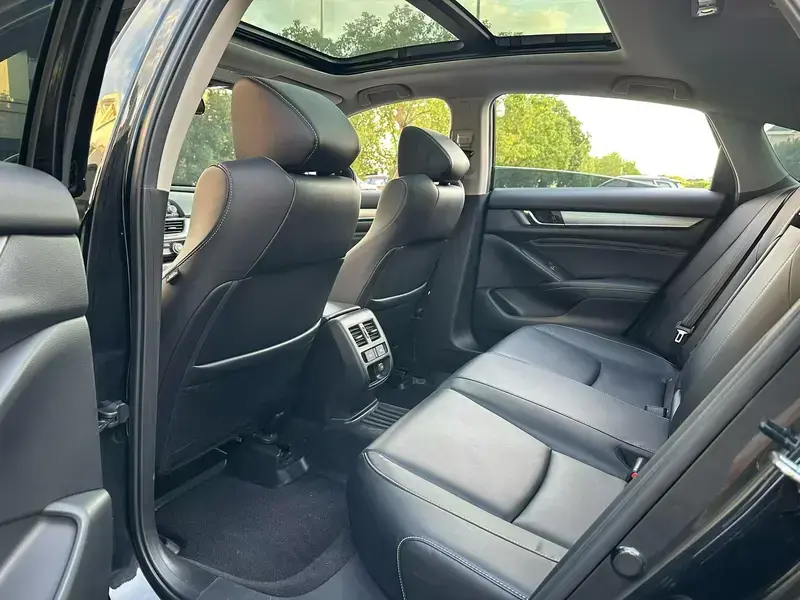 2019 Honda Inspire с пробегом 25 000 км