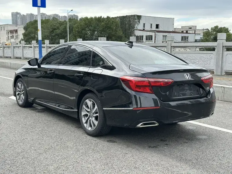 2019 Honda Inspire с пробегом 63 000 км