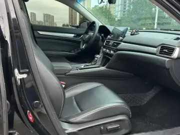 2019 Honda Inspire с пробегом 63 000 км