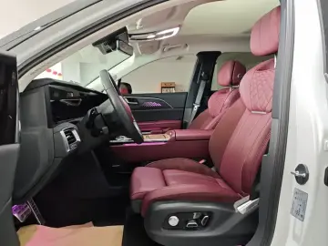 2022 Hongqi E-HS9 с пробегом 20 200 км