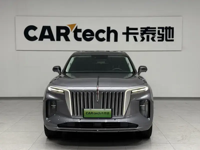 2022 Hongqi E-HS9 с пробегом 45 000 км