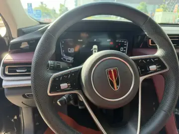2024 Hongqi H5 с пробегом 27 000 км