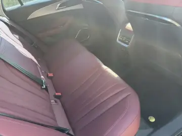 2024 Hongqi H5 с пробегом 27 000 км