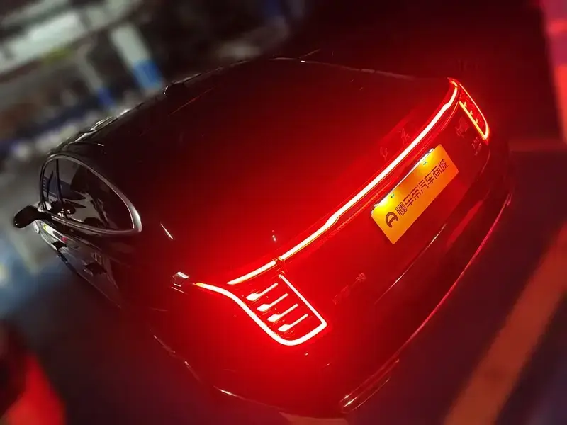 2020 Hongqi H9 с пробегом 108 400 км