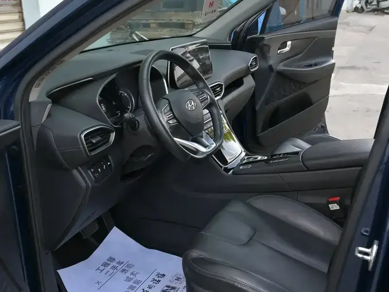 2019 Hyundai Santa Fe с пробегом 70 600 км