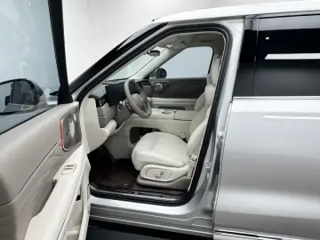 2026 IM Motors (Zhiji) LS9 с пробегом 29 400 км