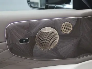 2026 IM Motors (Zhiji) LS9 с пробегом 100 км