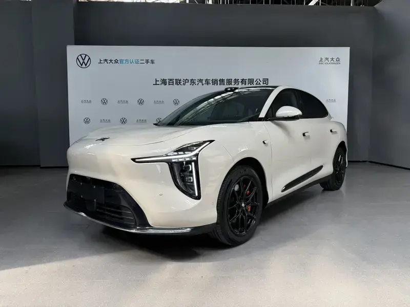 2026 IM Motors (Zhiji) LS6 с пробегом 9 000 км