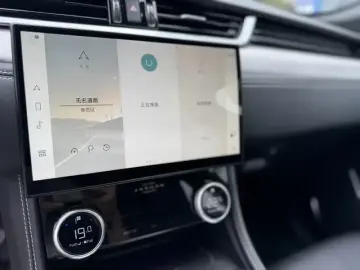 2024 Jaguar F-Pace с пробегом 37 000 км