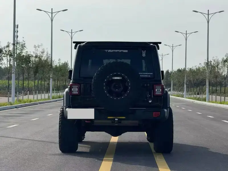 2021 Jeep Wrangler с пробегом 80 000 км