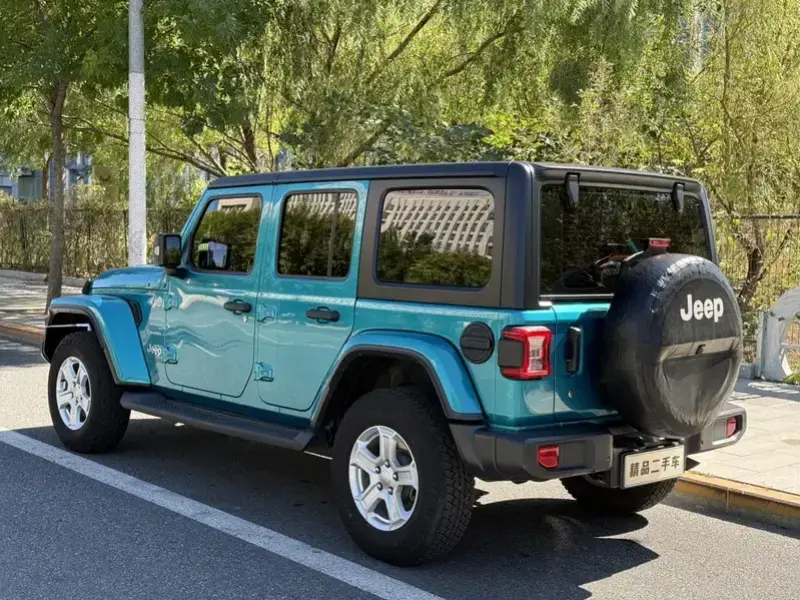 2019 Jeep Wrangler с пробегом 76 000 км