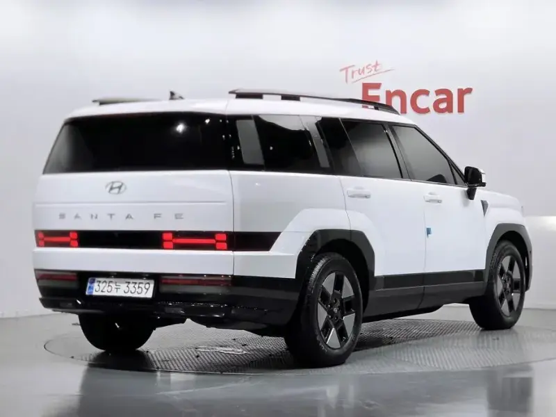 2024 Hyundai Santa Fe с пробегом 18 978 км