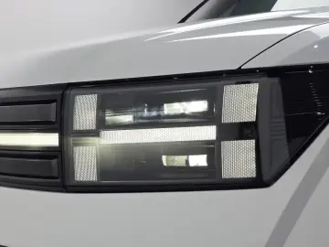 2025 Hyundai Santa Fe с пробегом 20 438 км