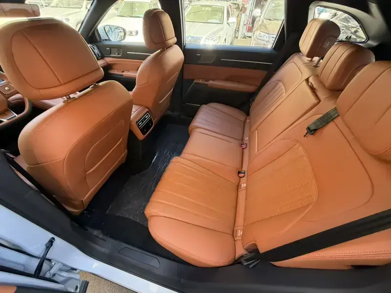 2026 JETOUR Shanhai L7 Plus с пробегом 100 км