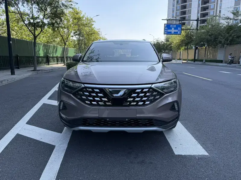 2019 Jetta VS5 с пробегом 33 000 км