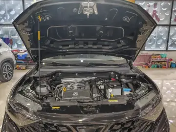 2022 Jetta VS7 с пробегом 40 000 км