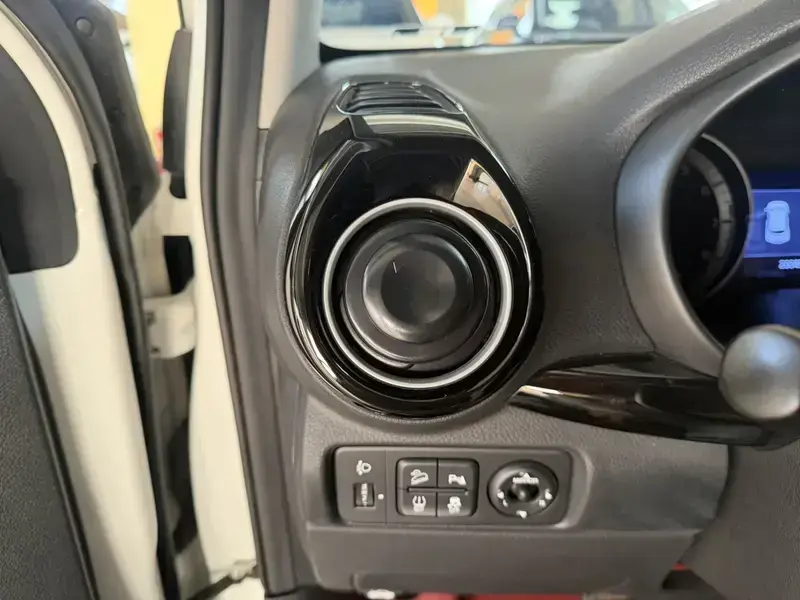 2021 Kia KX1 с пробегом 20 000 км
