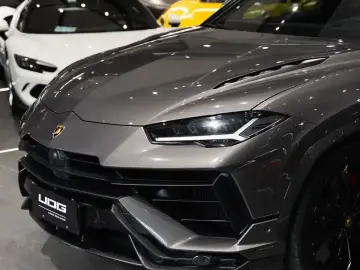 2023 Lamborghini Urus с пробегом 35 000 км