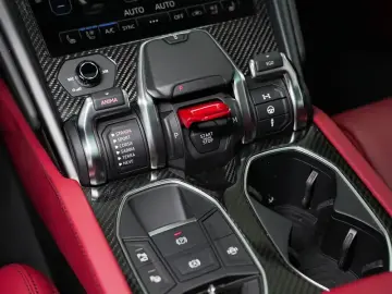 2021 Lamborghini Urus с пробегом 16 000 км