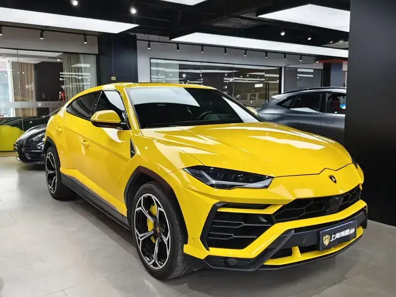2022 Lamborghini Urus с пробегом 13 000 км