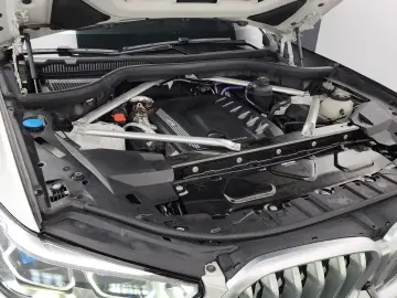2022 BMW X6 с пробегом 93 191 км