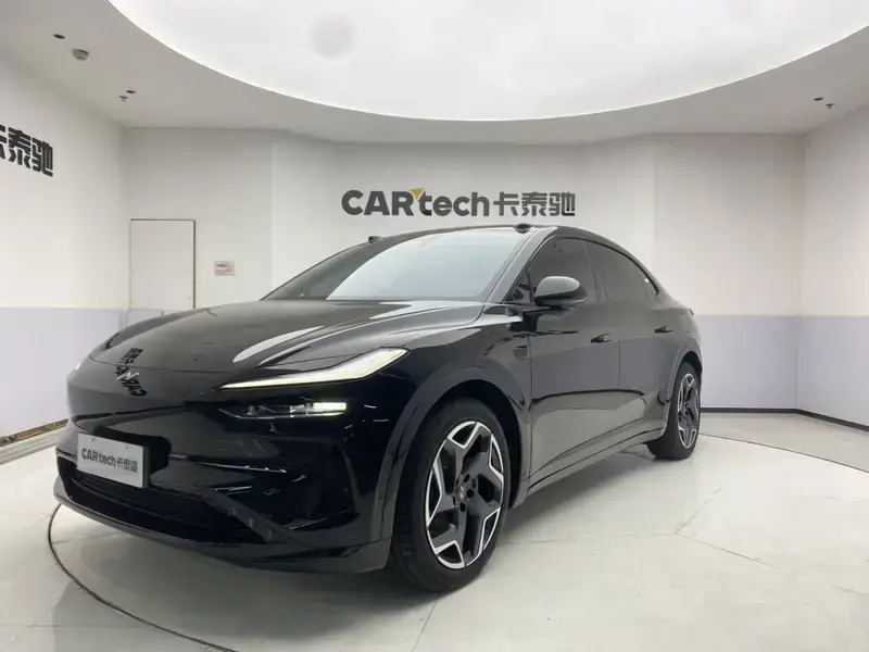 2024 Nio Onvo L60 с пробегом 27 000 км