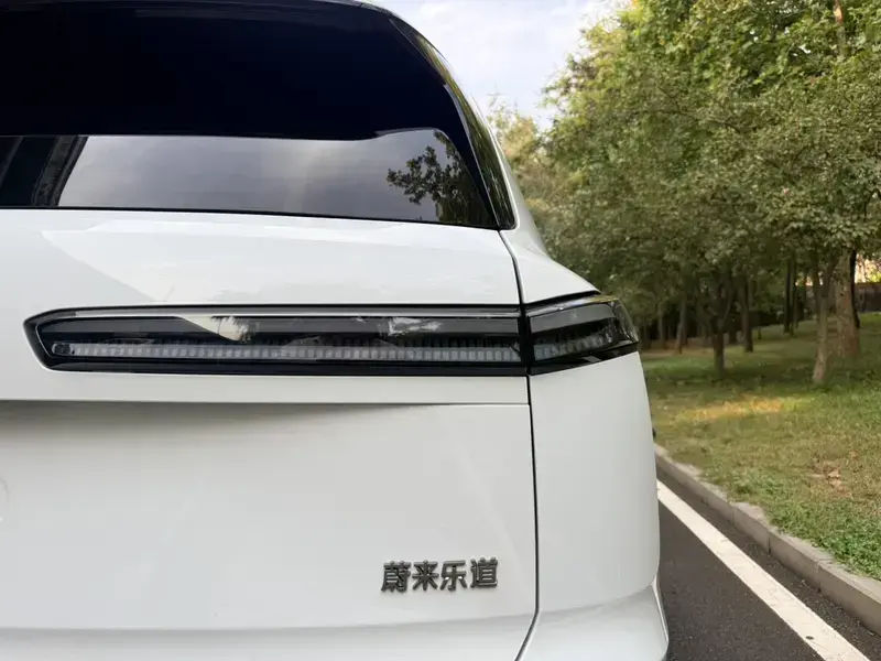 2025 Nio Onvo L90 с пробегом 27 000 км