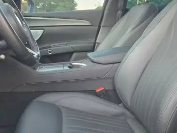 2023 Maserati Grecale с пробегом 83 000 км