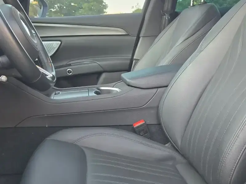 2023 Maserati Grecale с пробегом 83 000 км