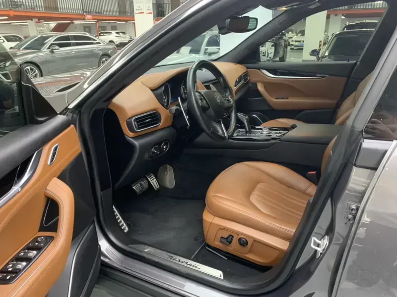 2020 Maserati Levante с пробегом 98 000 км
