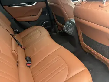 2022 Maserati Levante с пробегом 60 000 км