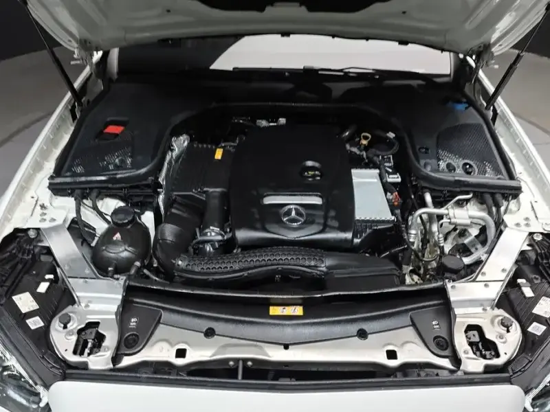 2022 Mercedes-Benz E-Класс с пробегом 72 305 км