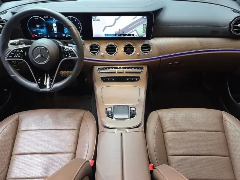 2022 Mercedes-Benz E-Класс с пробегом 72 305 км