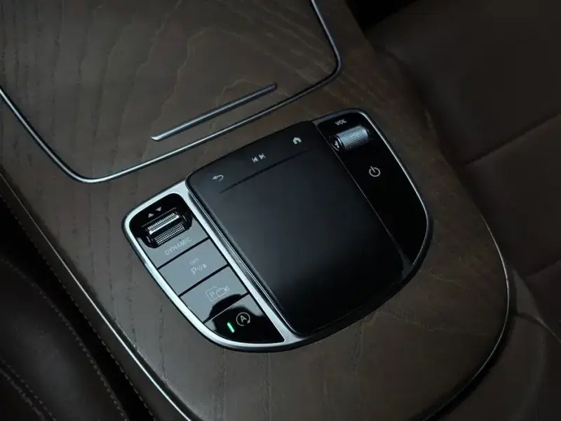 2022 Mercedes-Benz E-Класс с пробегом 72 305 км