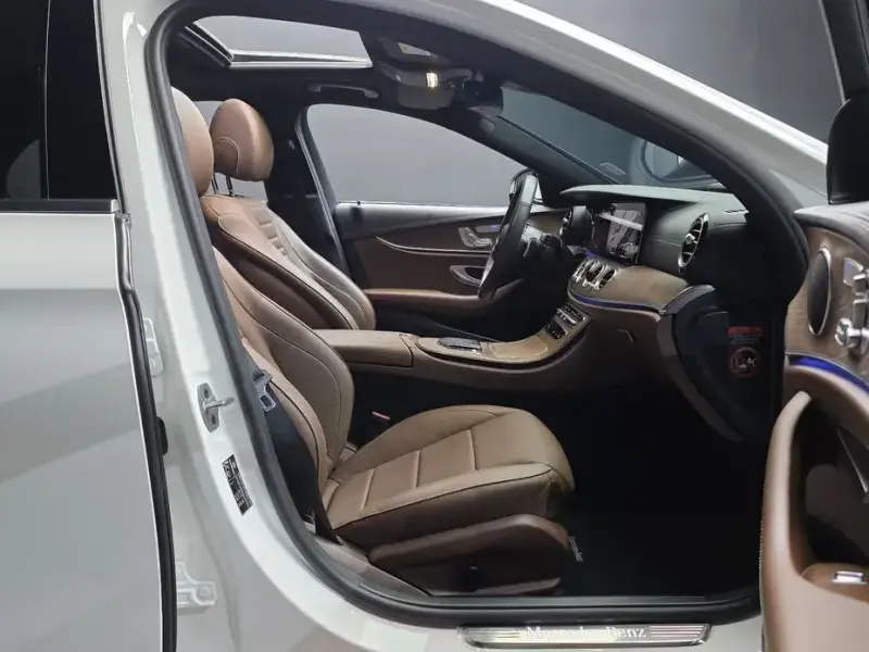2022 Mercedes-Benz E-Класс с пробегом 72 305 км