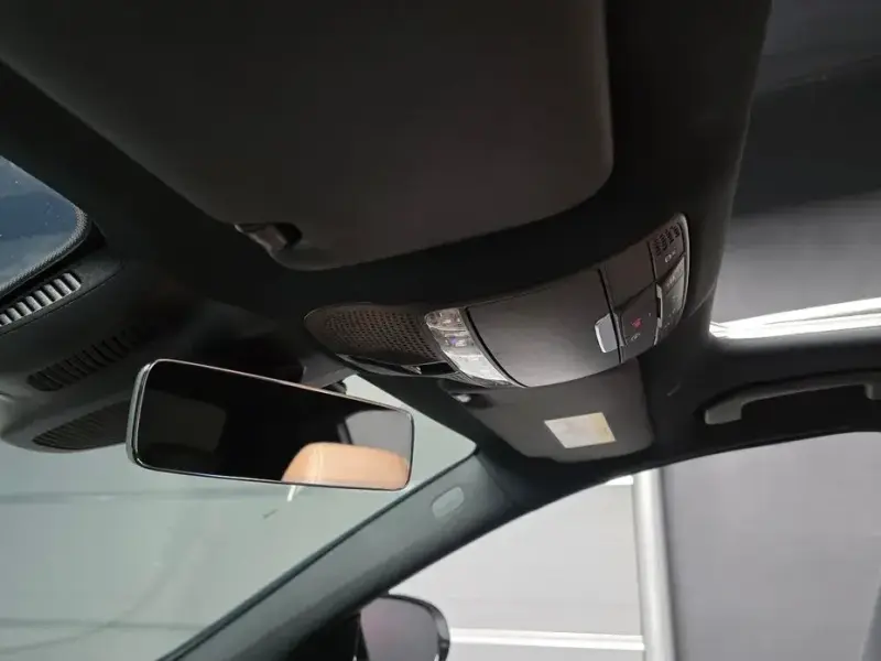 2022 Mercedes-Benz E-Класс с пробегом 72 305 км