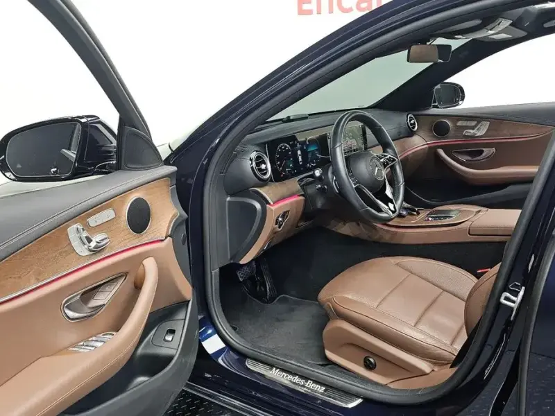 2021 Mercedes-Benz E-Класс с пробегом 31 115 км