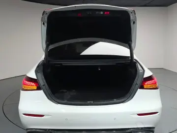 2022 Mercedes-Benz E-Класс с пробегом 75 400 км