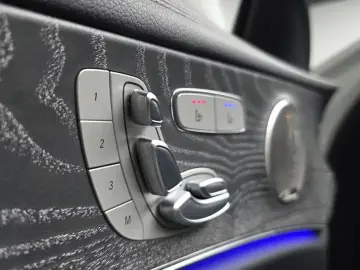 2022 Mercedes-Benz E-Класс с пробегом 75 400 км