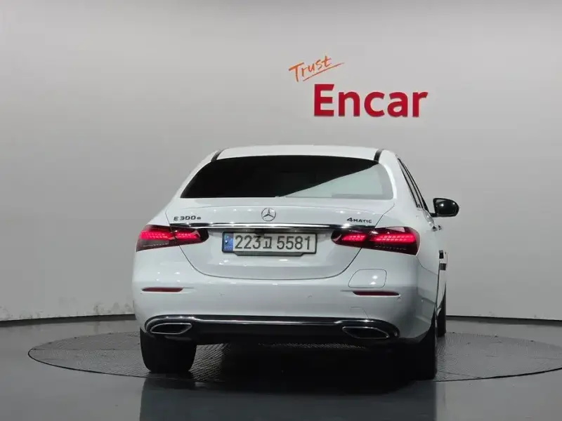2021 Mercedes-Benz E-Класс с пробегом 96 035 км